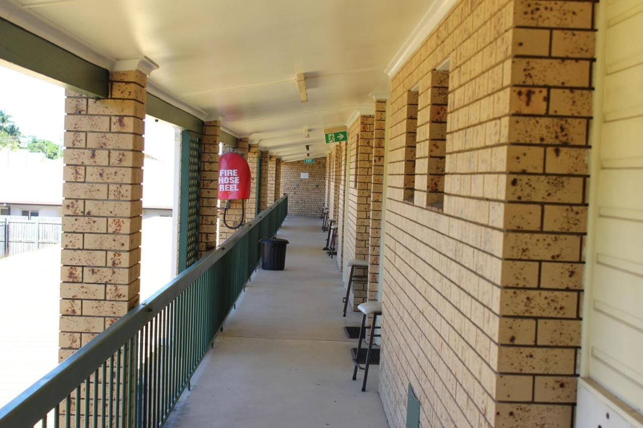 Sun Plaza Motel - Mackay Exterior photo
