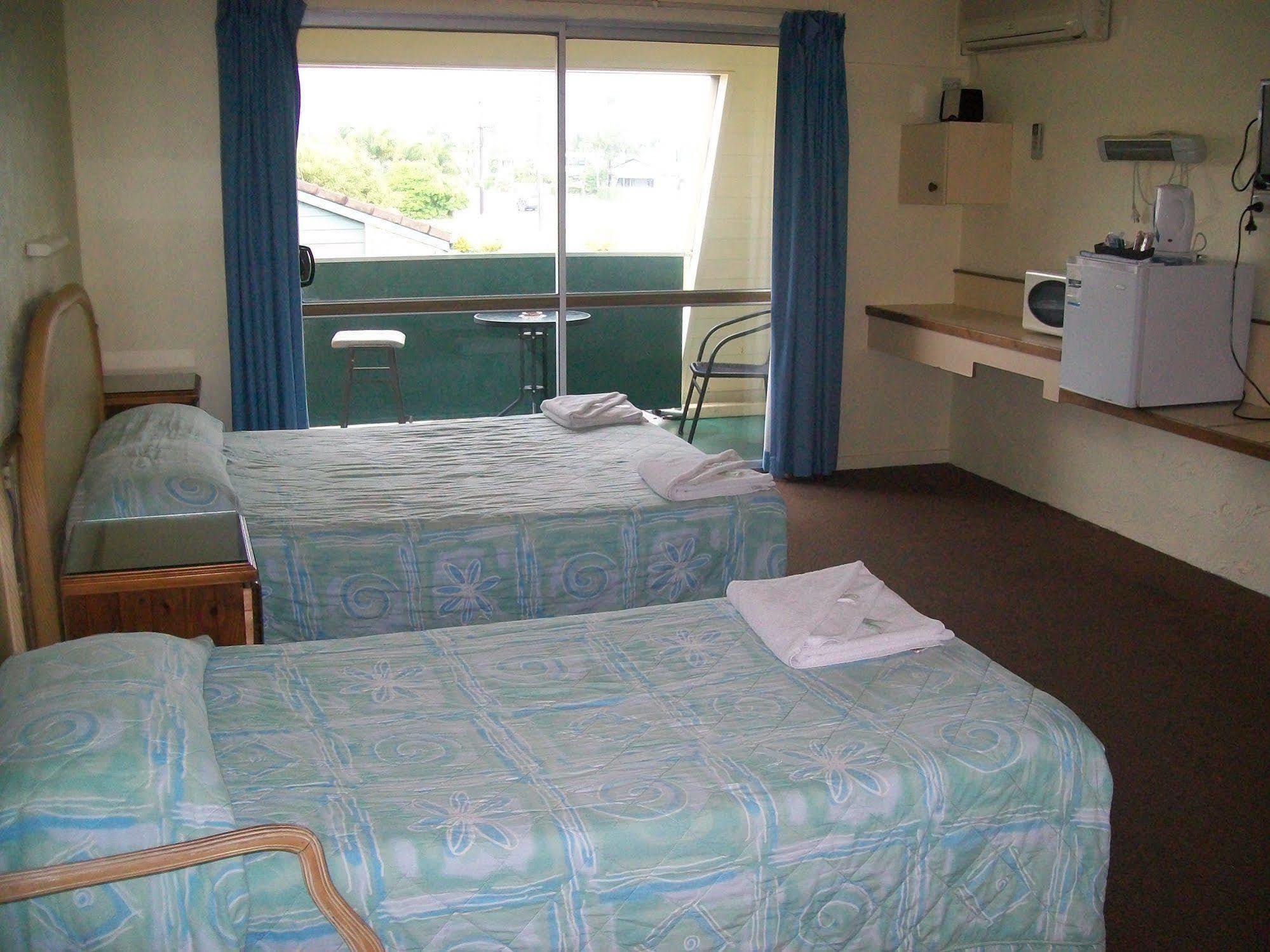 Sun Plaza Motel - Mackay Exterior photo